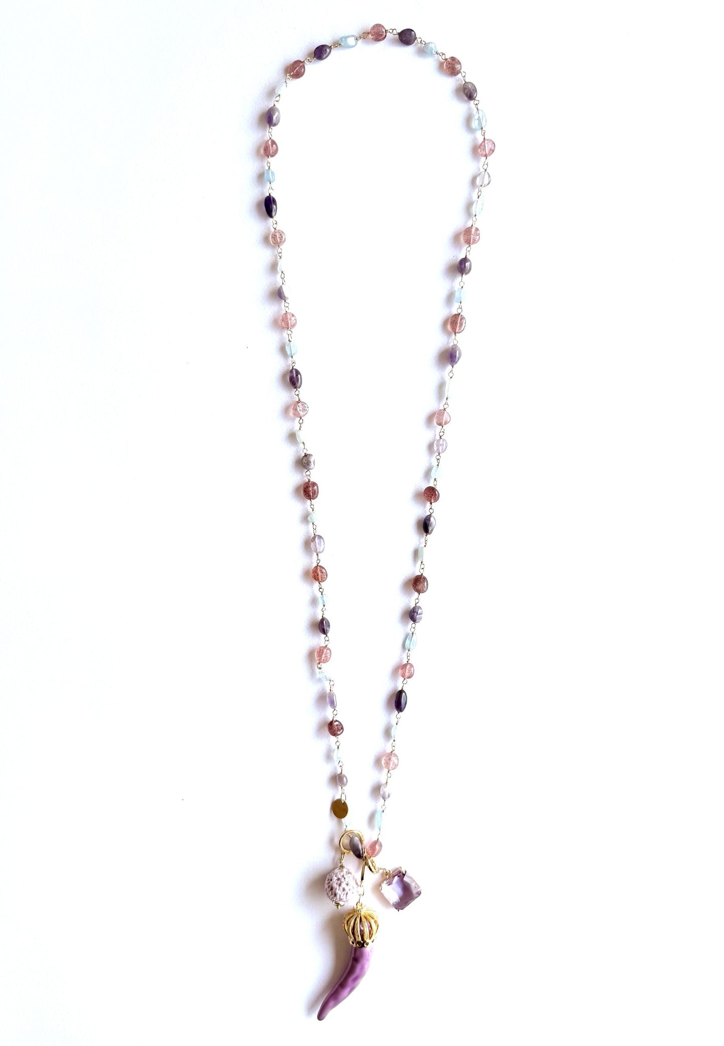 LARA11 - Collana Lunga Cornetti In Ceramica Lilla