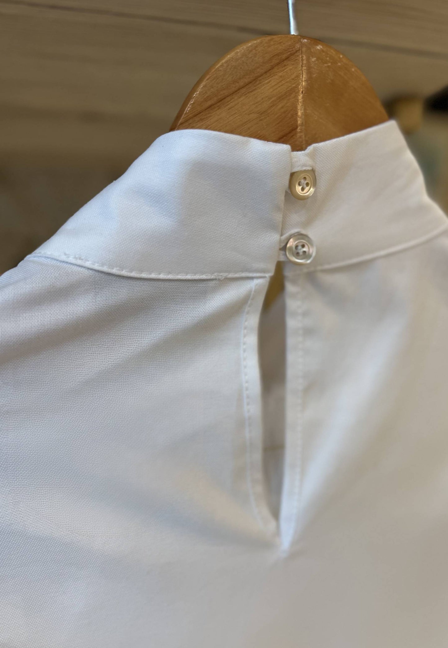 MOTEL - Camicia Con Spilla In Popeline Bianco