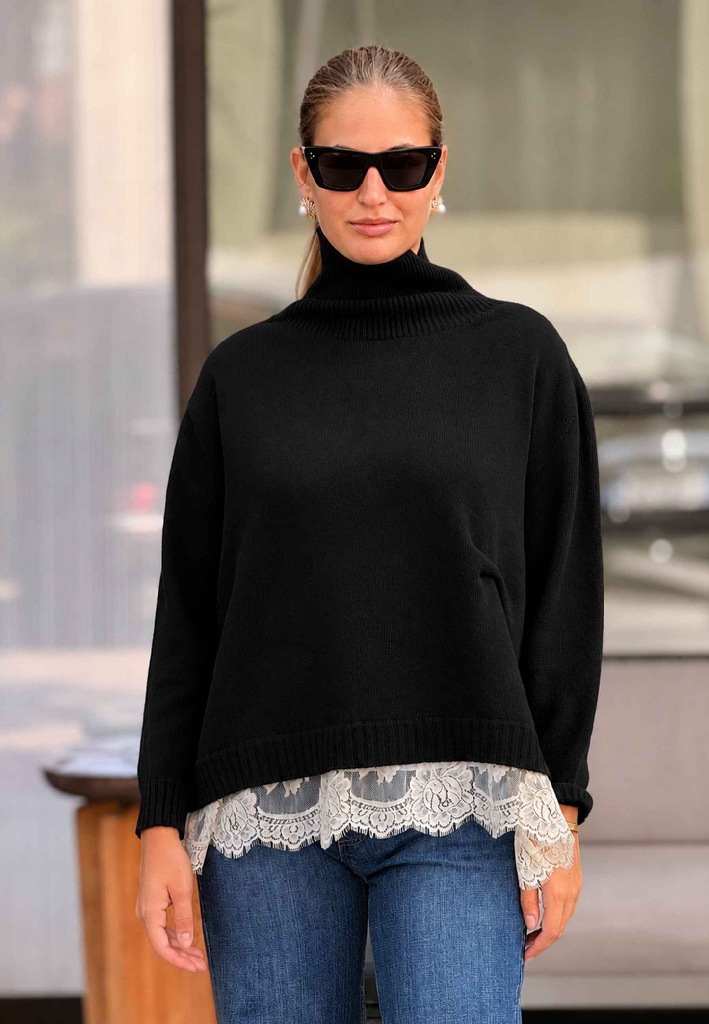 PINK MEMORIES - Maglione Dolcevita con Fondo in Pizzo Nero