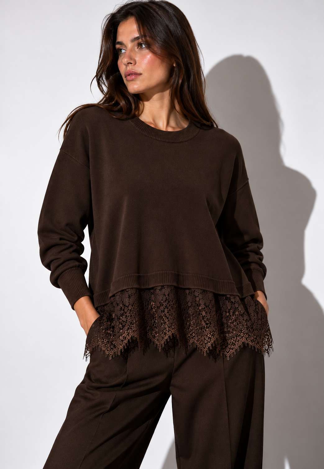 MOTEL - Maglione Con Bordo Pizzo Moro
