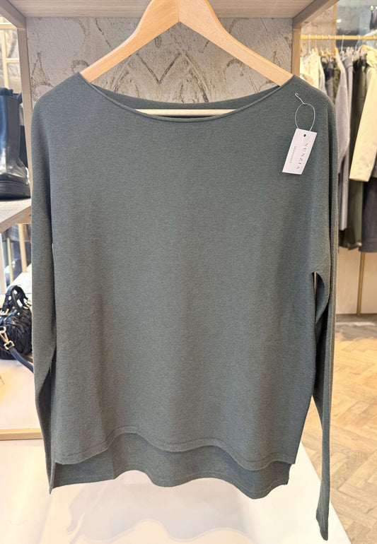 NUNZIA - Maglioncino Basic Verde Salvia