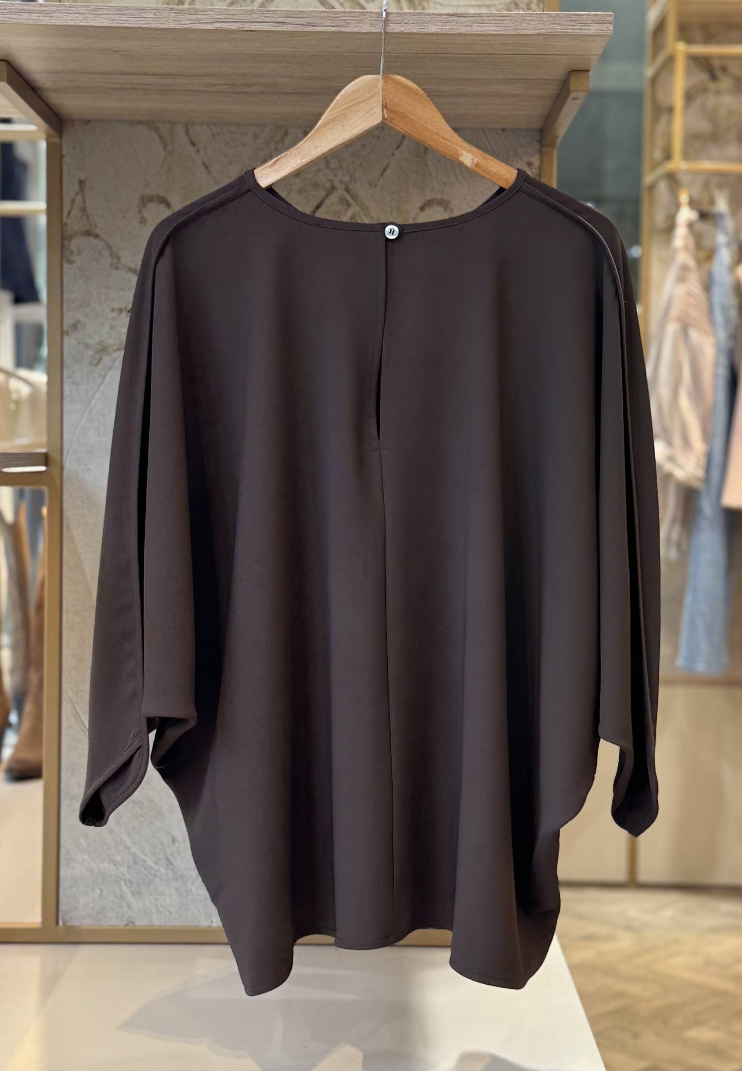 SUSY STAR CURVY - Blusa Over Fluida Moro