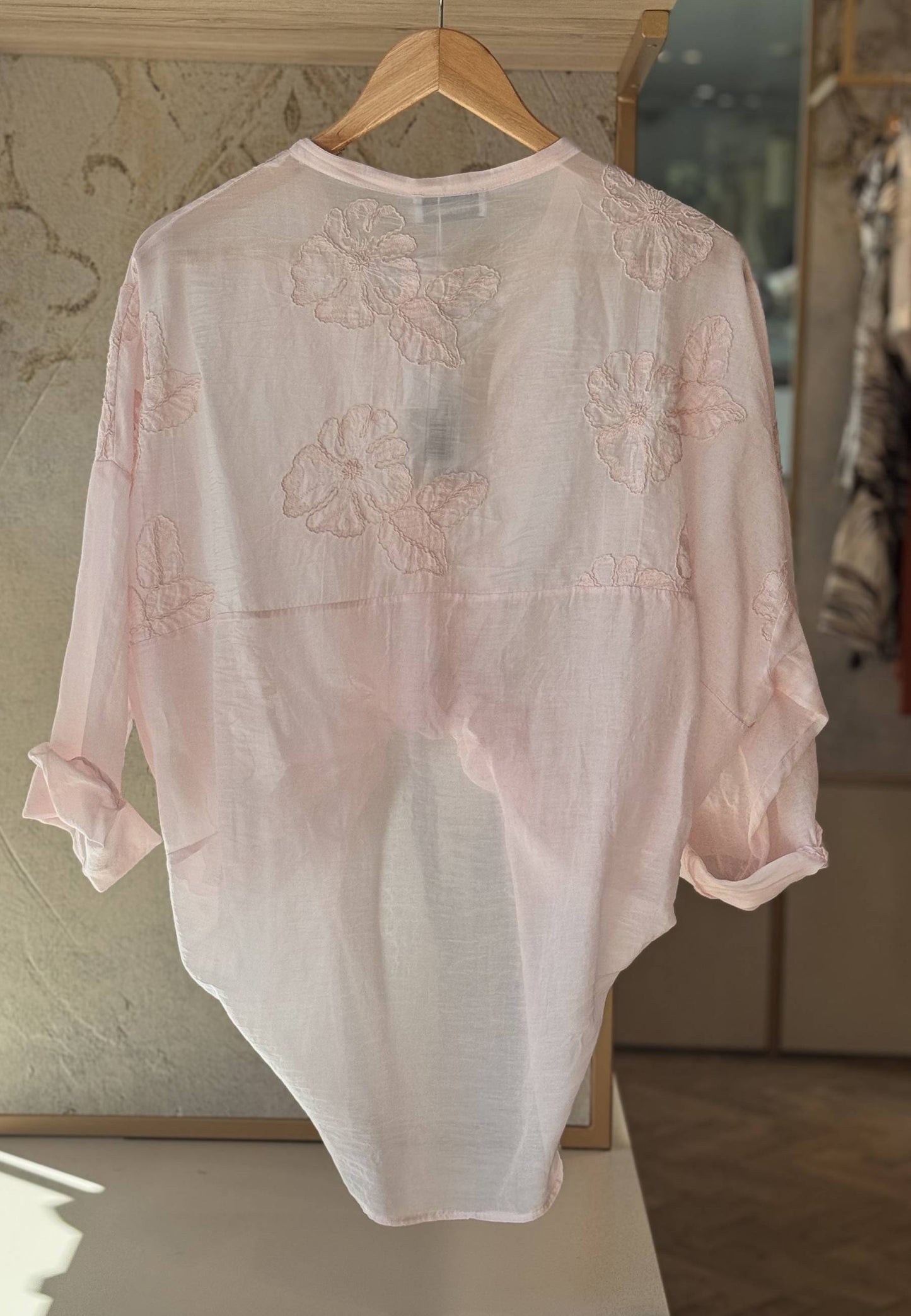 MOTEL - Camicia con Ricamo Rosa