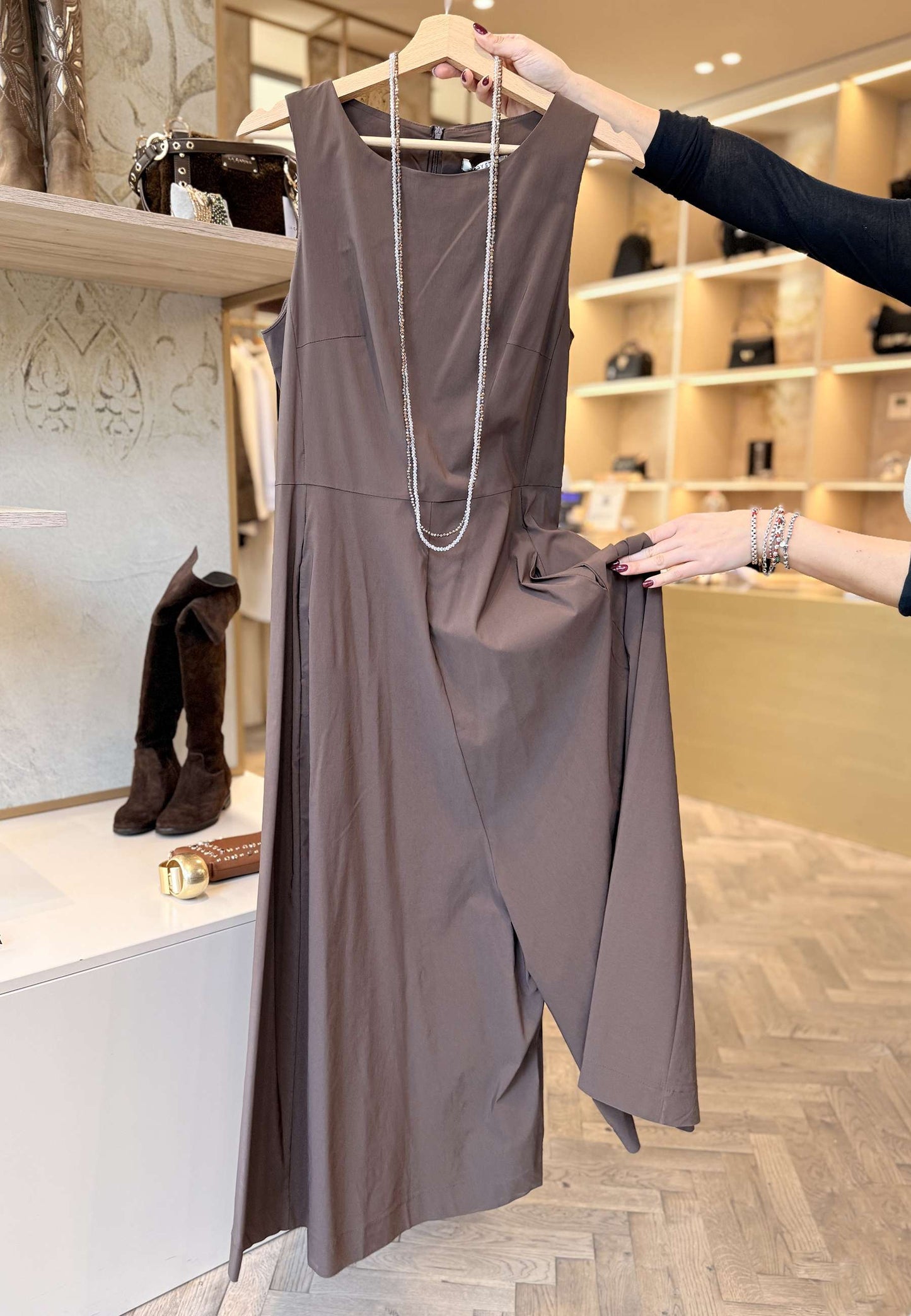 SUSY STAR CURVY - Tuta Bengalina + Collana Moro