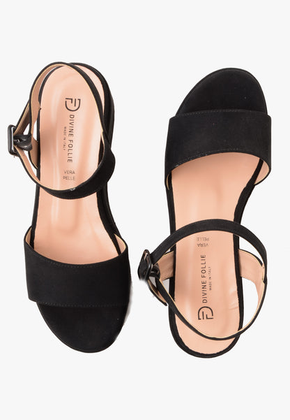 DIVINE FOLLIE - Sandalo Zeppa Camoscio Nero