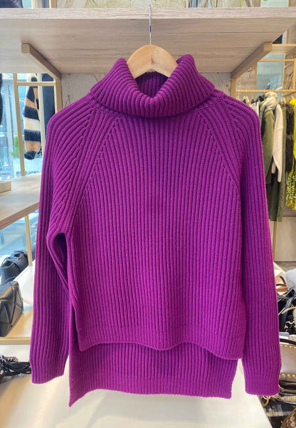 MOTEL - Pullover Dolcevita Amarena