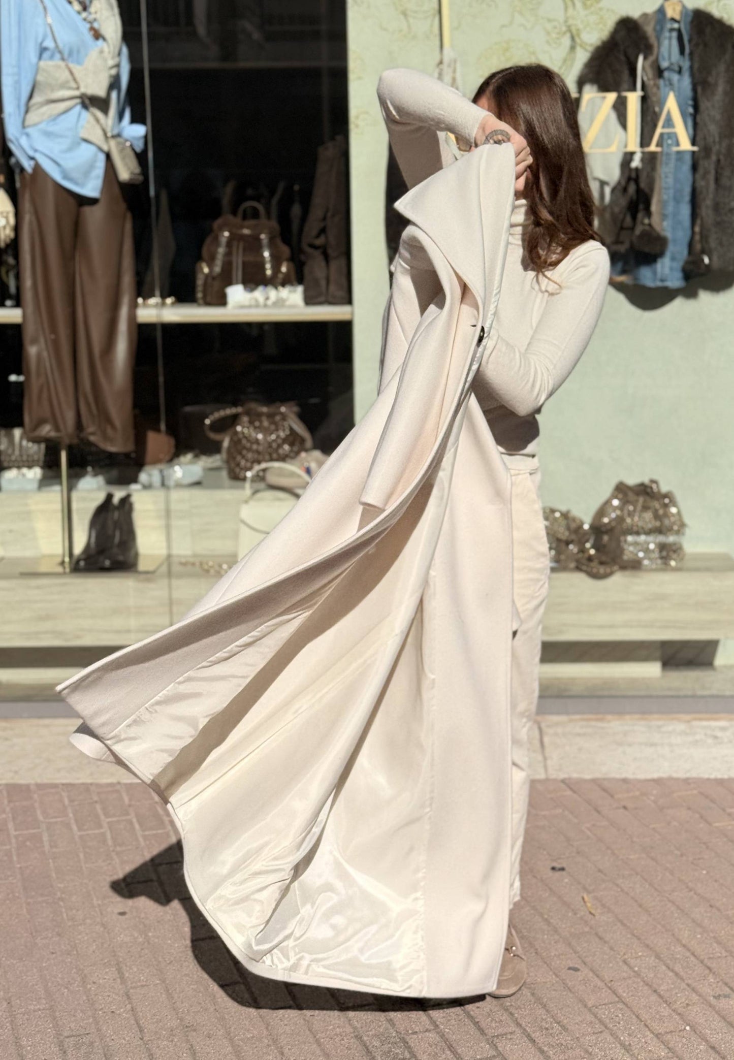 LE STREGHE - Cappotto Lungo Monopetto Latte