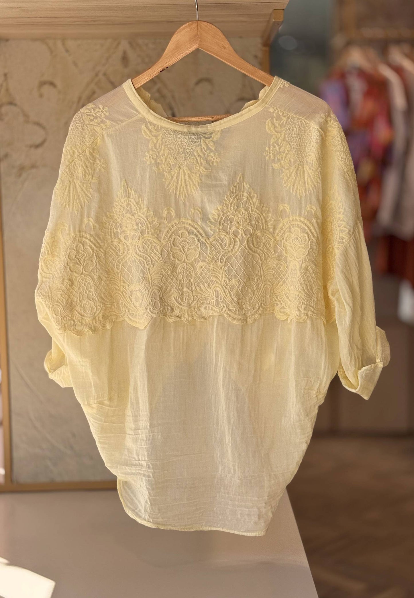 MOTEL - Camicia Con Ricamo Giallino
