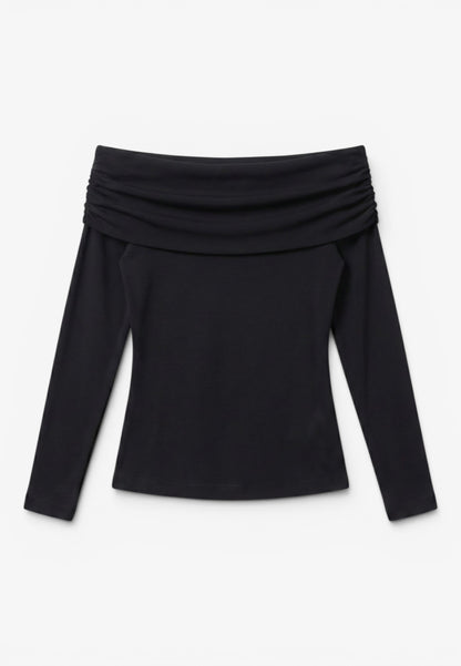 MINERVA - Maglia Scollo a Barchetta Nero