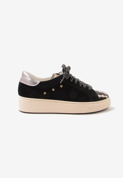 DIVINE FOLLIE - Sneakers Camoscio Muccato Nero
