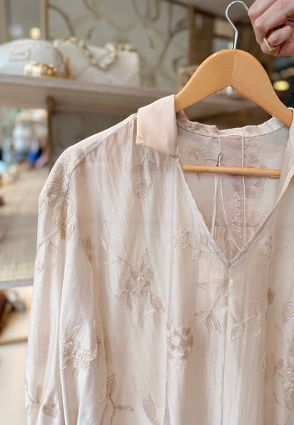 MINERVA - Camicia Scollo A V Beige