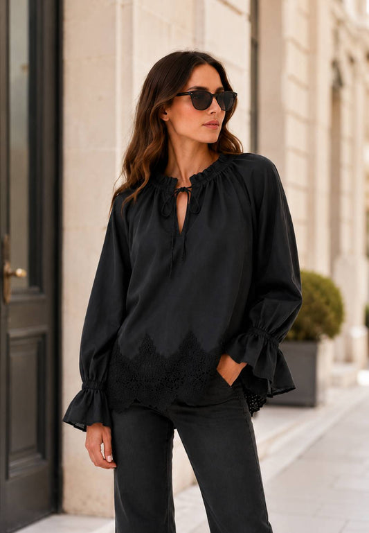 MINERVA - Blusa Bohémien Con Pizzo Nero