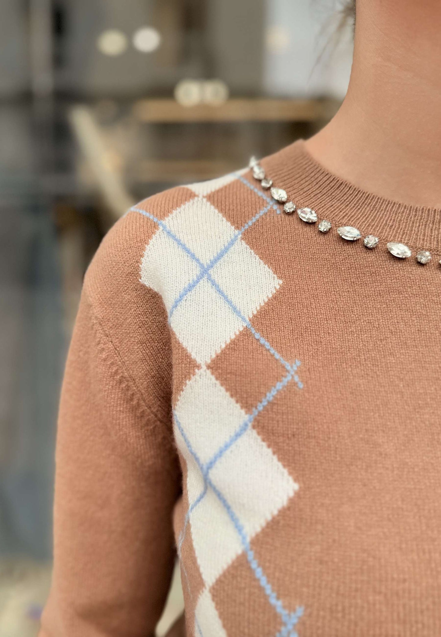MOTEL - Pullover Crop Strass Cammello