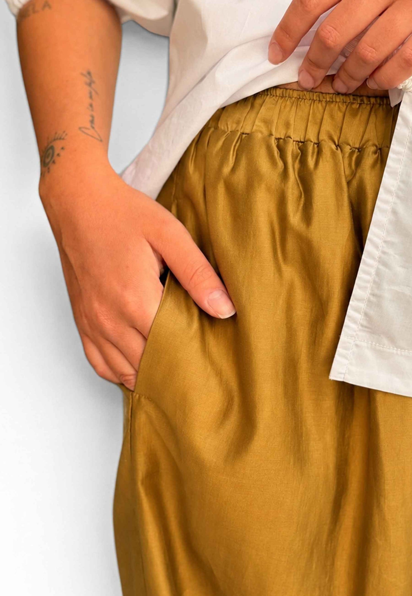 MINERVA - Pantalone Palazzo In Tessuto Fluido Zafferano