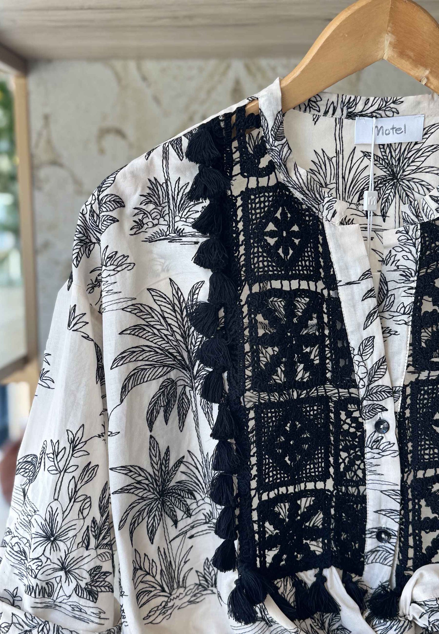MOTEL - Camicia Palme Macramè Nero
