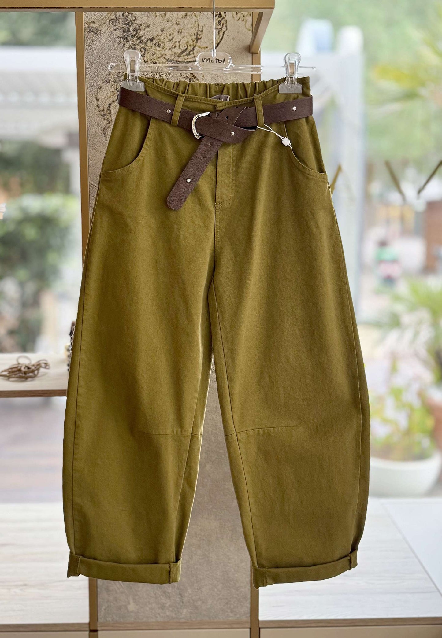 MOTEL - Pantalone Barrel Verde Olio