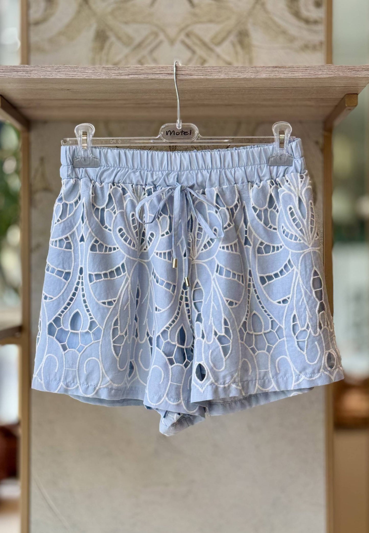 MOTEL - Pantalone Short In San Gallo Celeste