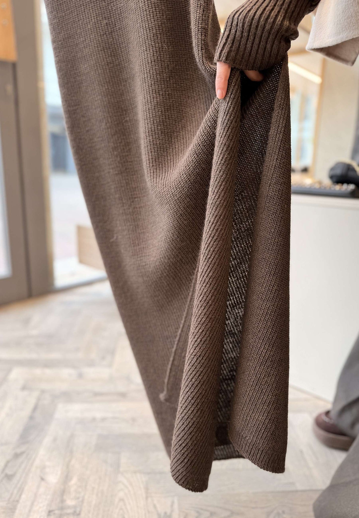 MARYLEY - Abito Lungo In Maglia + Manicotti Moro