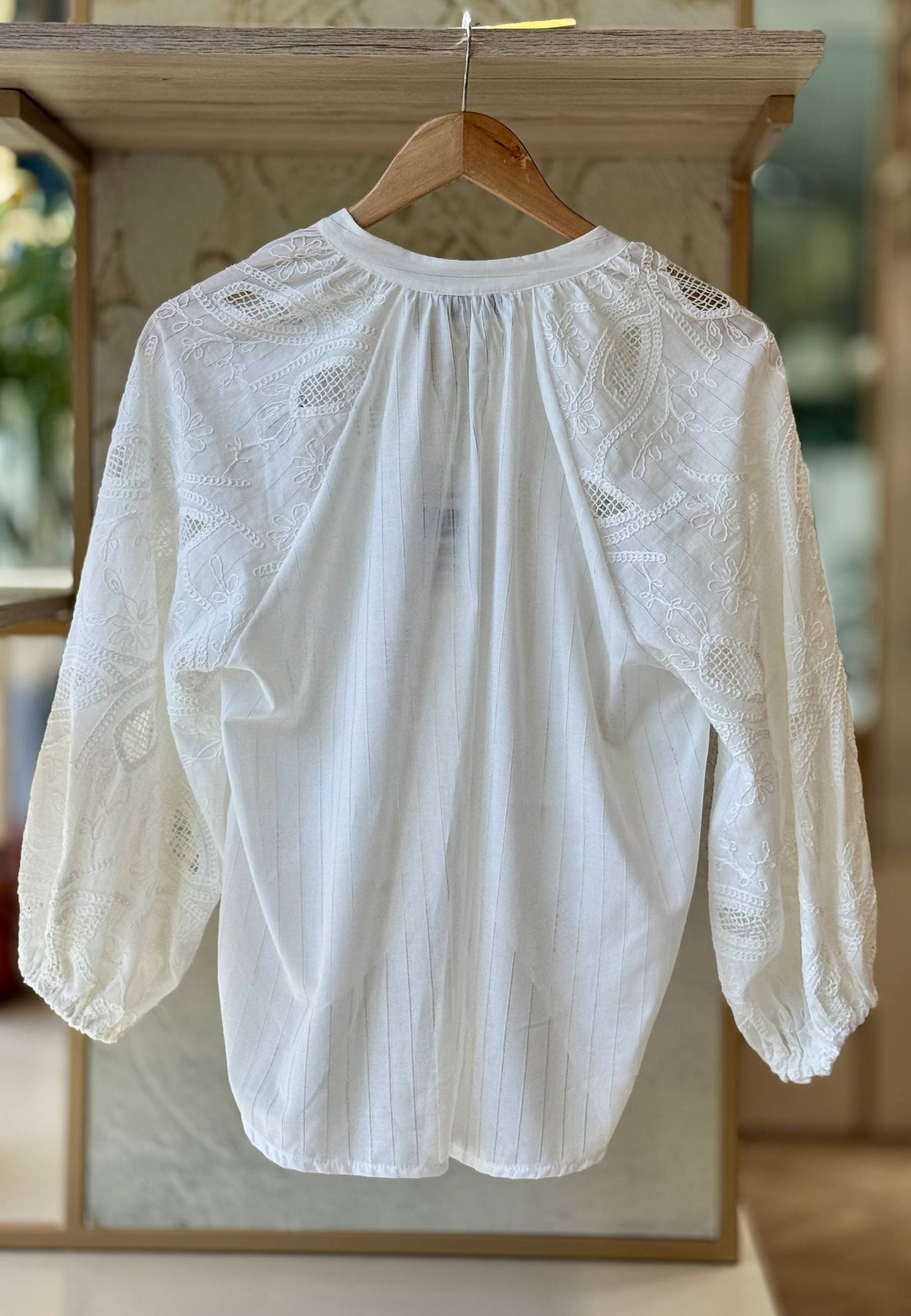 MOTEL - Camicia Righe Ricamo Bianco