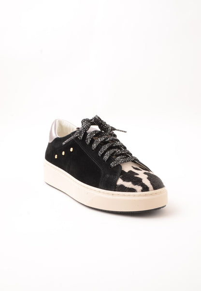 DIVINE FOLLIE - Sneakers Camoscio Muccato Nero