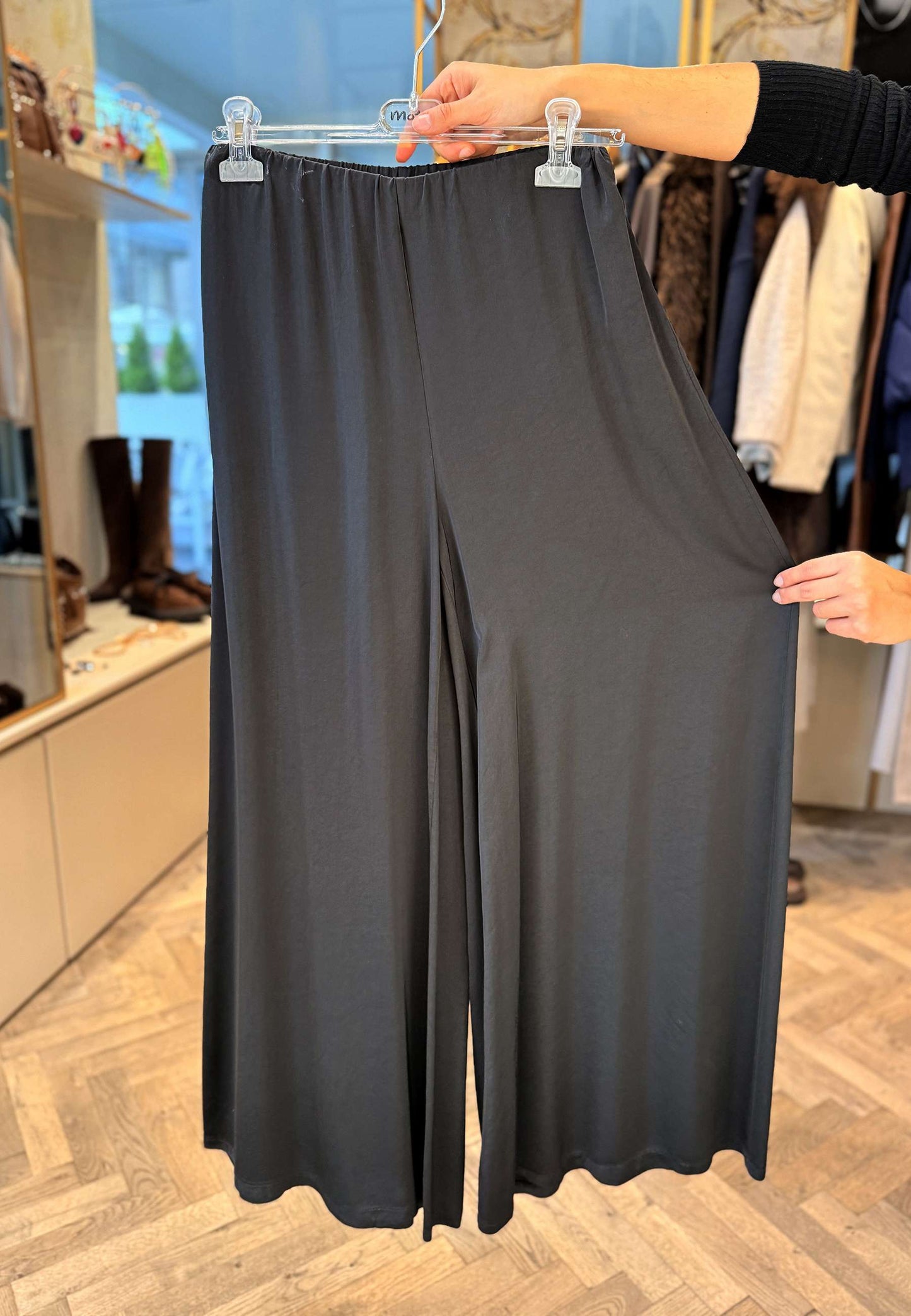 MOTEL - Pantalone A Palazzo In Viscosa Nero